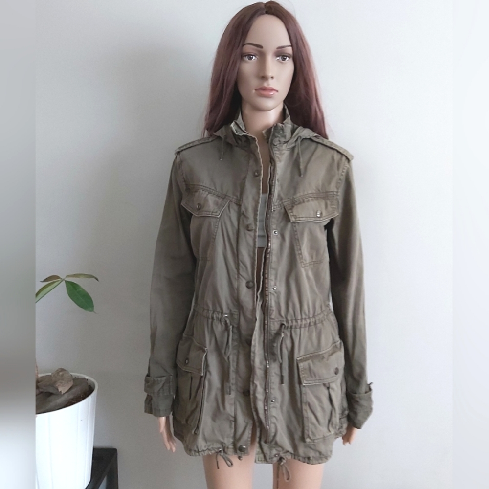 Aritzia Talula sage military green cargo utility jacket